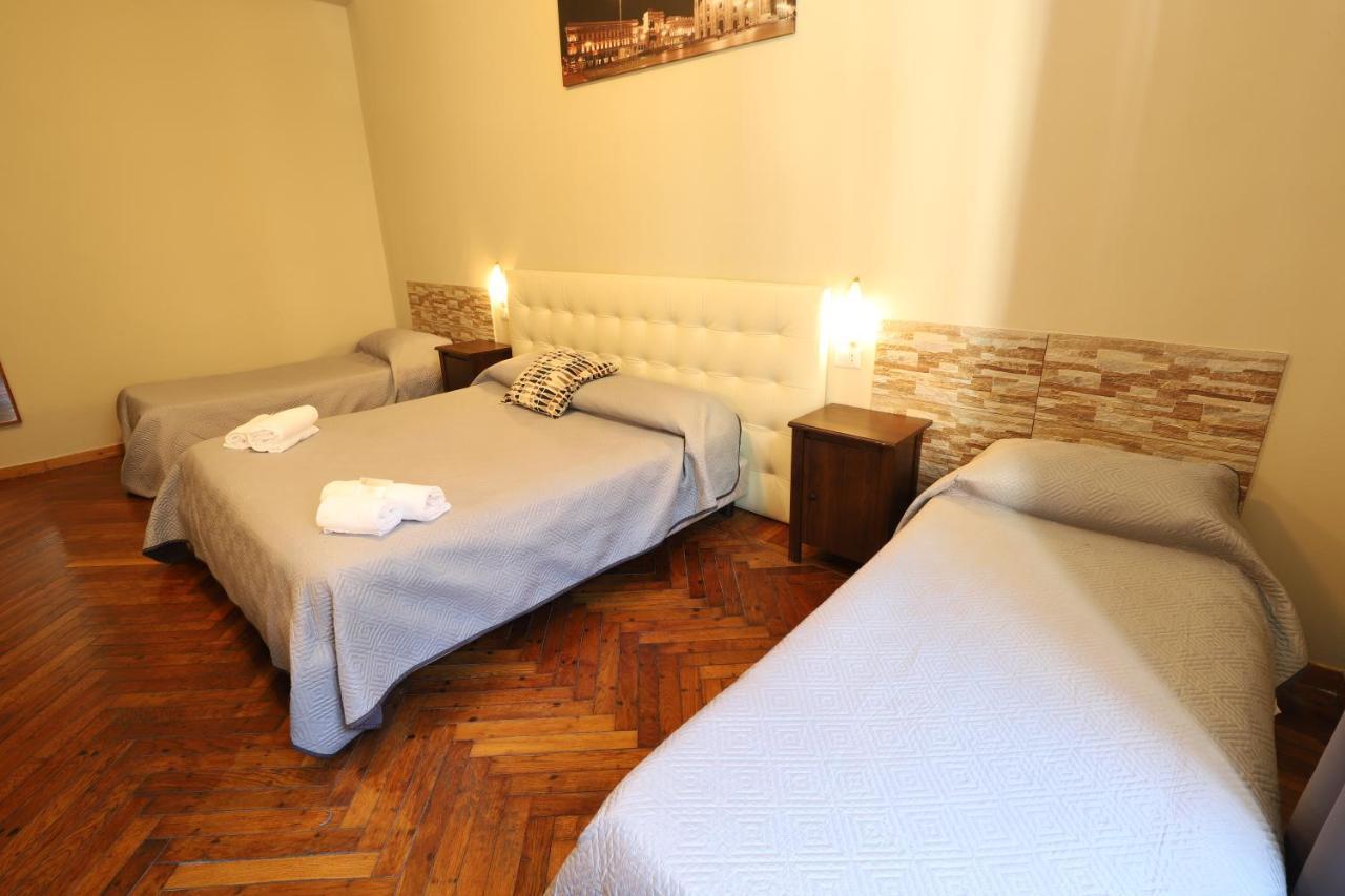 Carlo Goldoni Hotel Милано Екстериор снимка