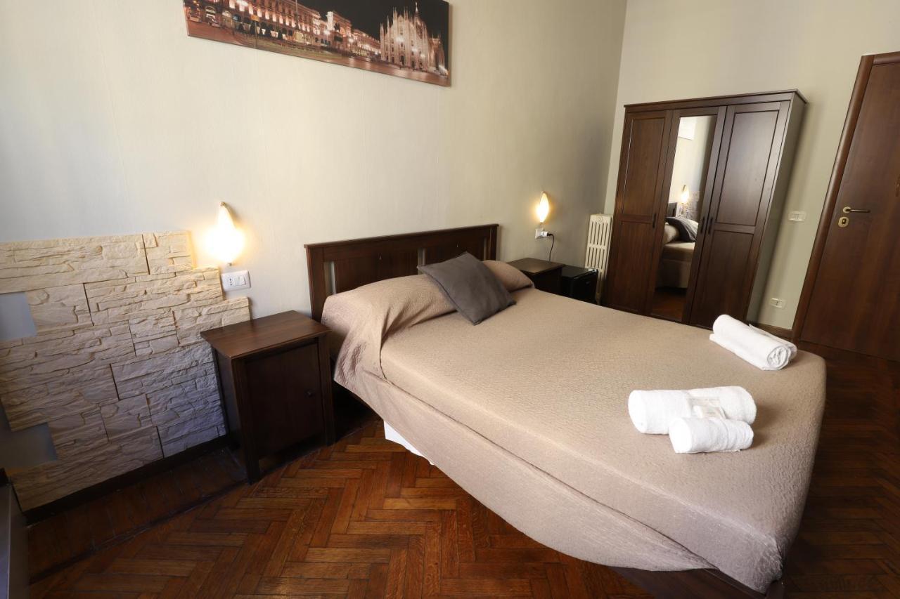 Carlo Goldoni Hotel Милано Екстериор снимка