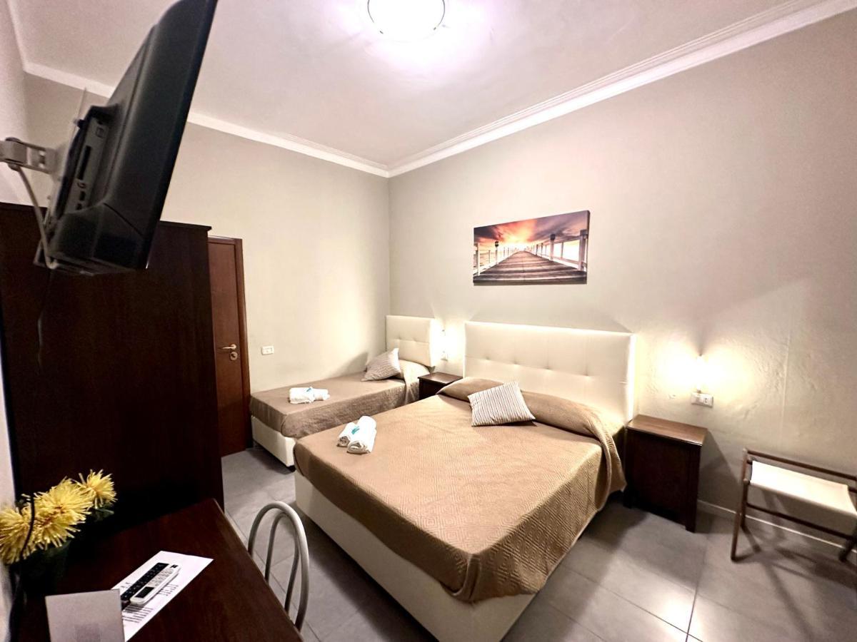 Carlo Goldoni Hotel Милано Екстериор снимка