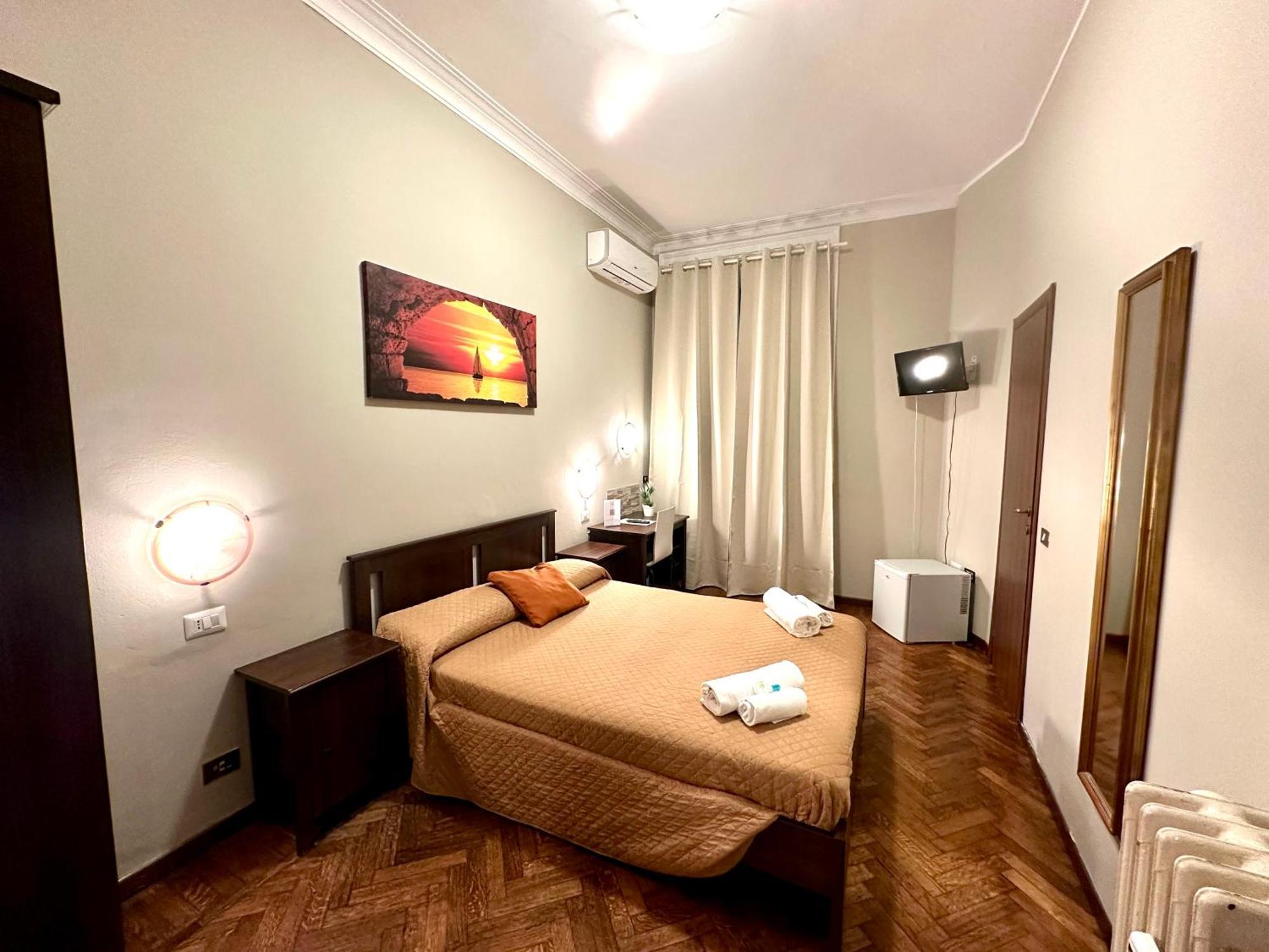 Carlo Goldoni Hotel Милано Екстериор снимка