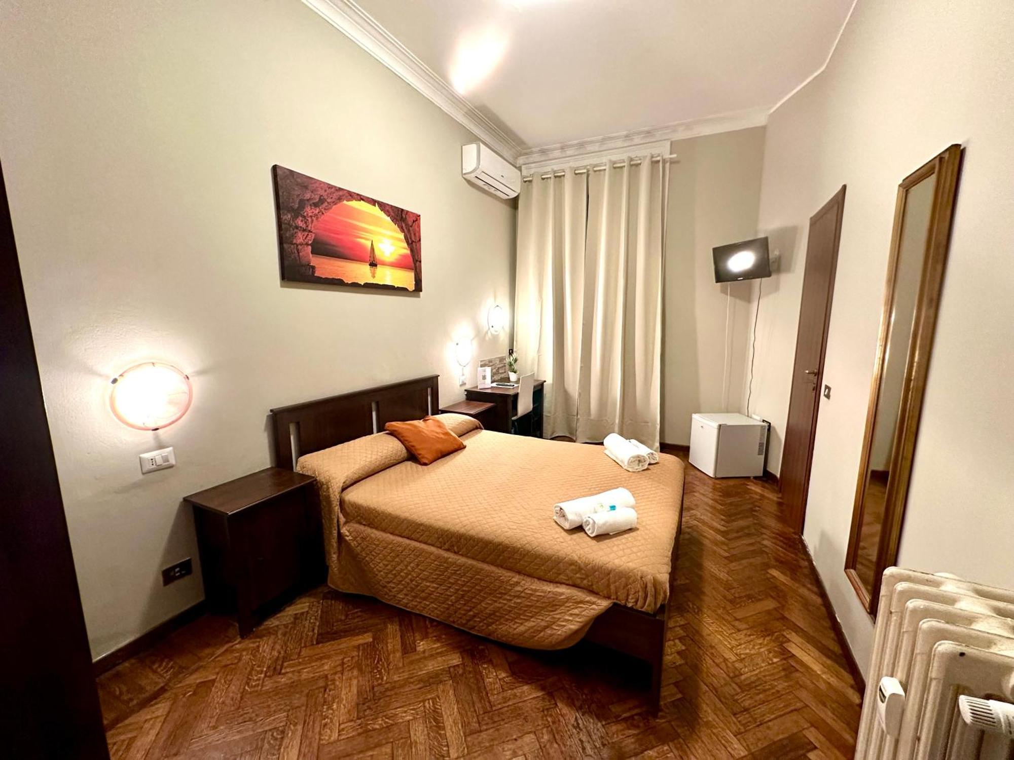 Carlo Goldoni Hotel Милано Екстериор снимка